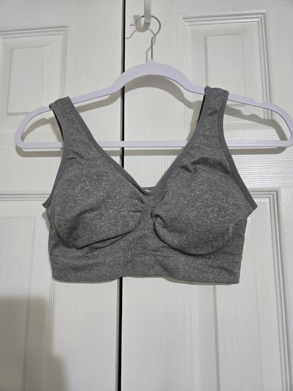 Just be large women's gray sports bra with removable pads